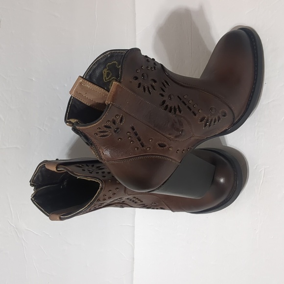 El malcreado women's brown leather western  new boots size 7  Ankle boots - Picture 3 of 14